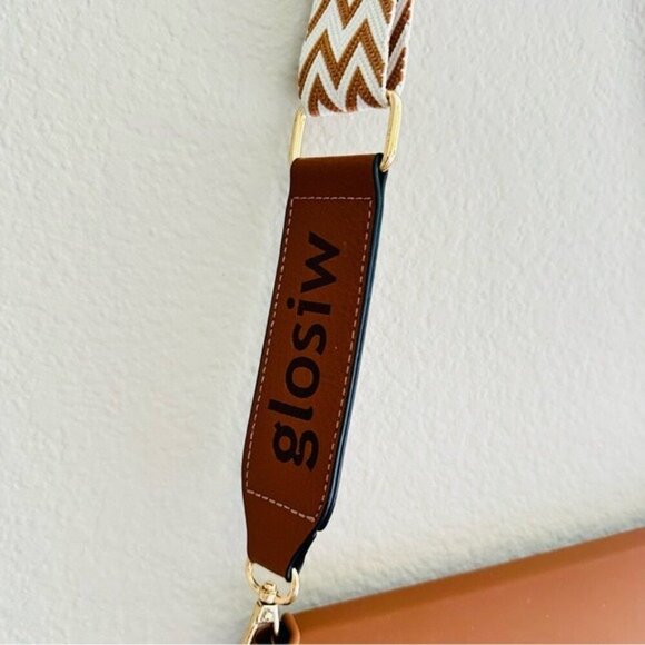 Ryan & Rose Silicone Crossbody Color Saddle - Picture 10 of 14